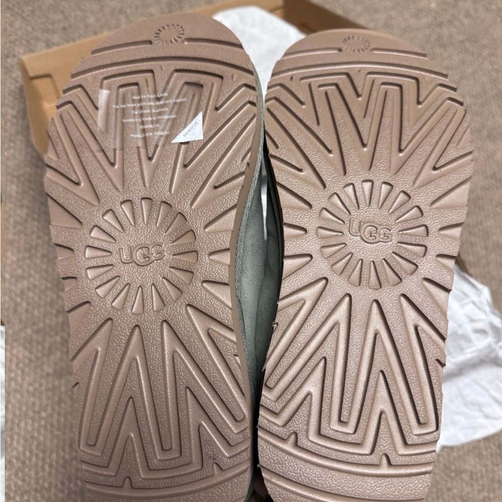 UGG® Tasman Il Slipper Women’s Size 9 MOSS GREEN - Picture 8 of 9